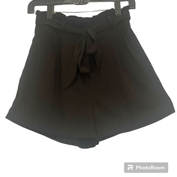 H&M paper bag zip up black shorts tie in front size 6 - Picture 4 of 8
